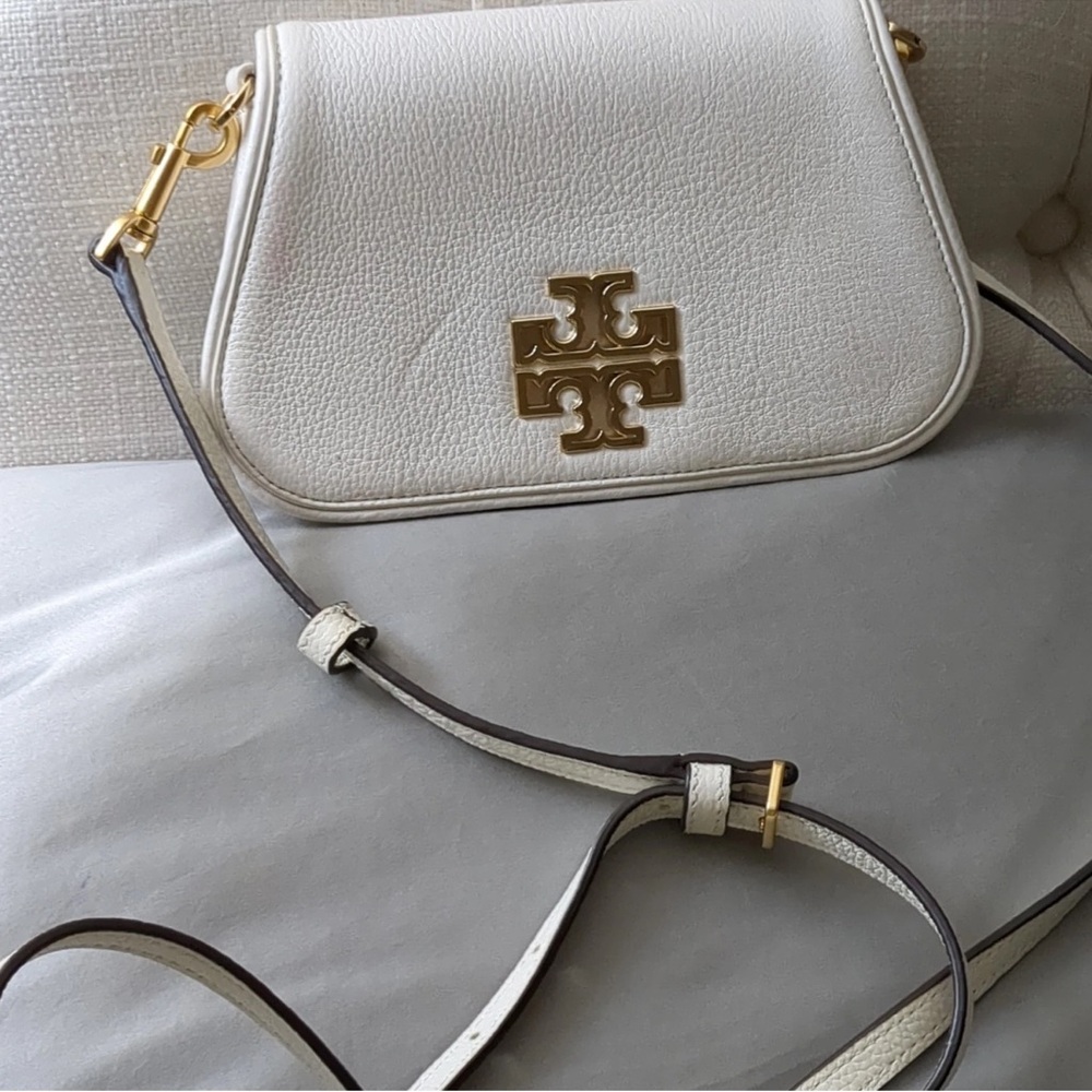 Tory Burch White Pebbled Shoulder Bag Gold Logo & Hardware Detachable Strap